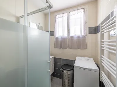 Bright & Welcoming Retreat in Cannes for Romantic or Solo Escapes