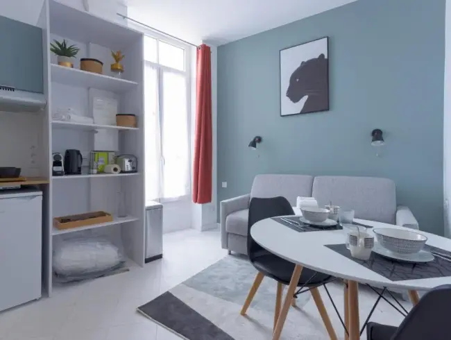 Tranquil Studio in Cannes: Quiet Neighborhood Near Beaches & Palais des Festivals