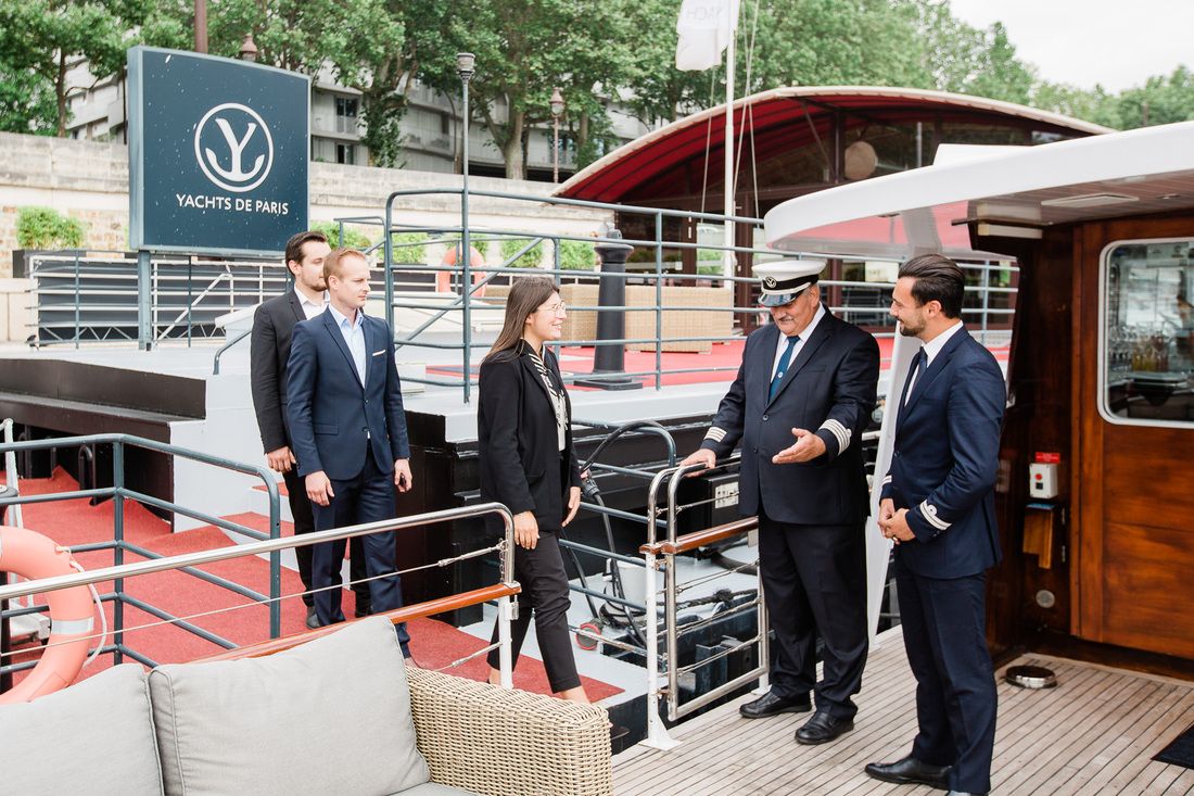 Yacht de Luxe pour Événements Privés à Paris | Lieu Exclusif