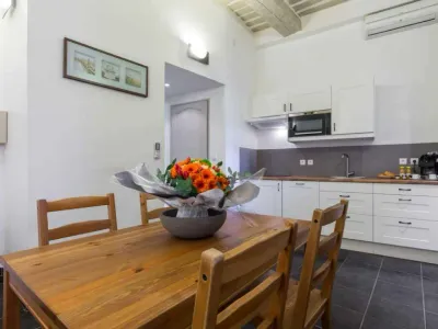 Two-Bedroom Flat in Cannes for Intimate Events