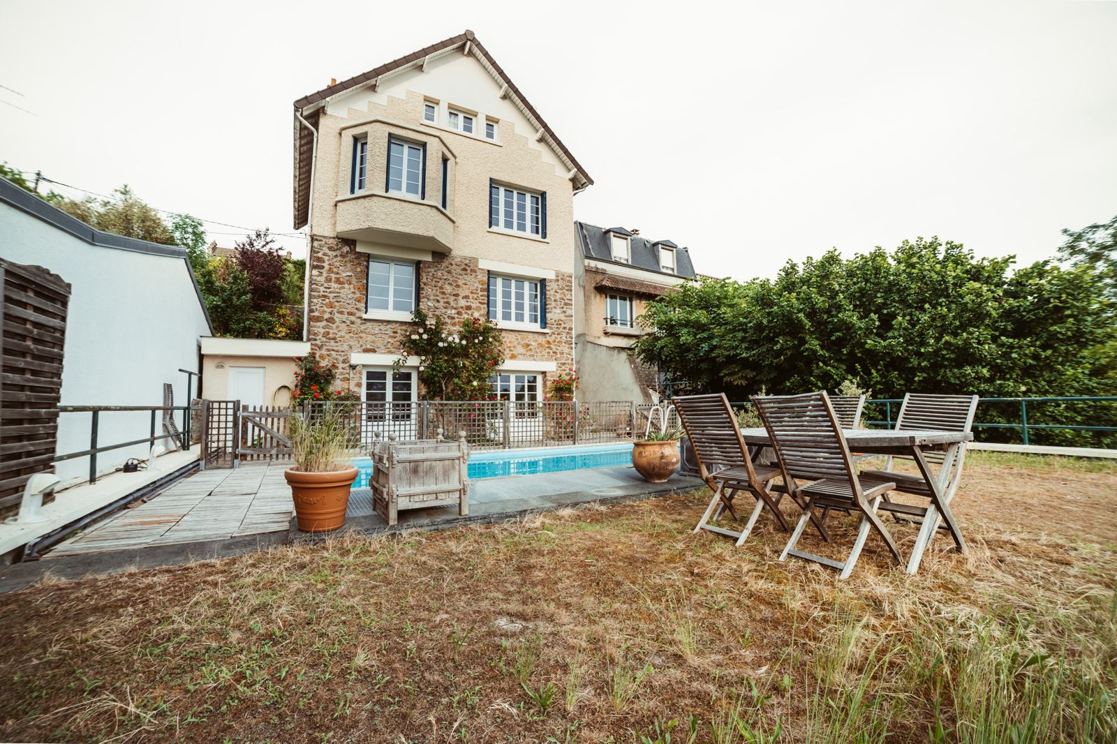 Maison polyvalente pour tournages et événements à Conflans-Sainte-Honorine