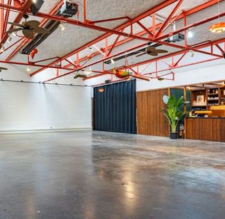 Lieu Industriel Moderne pour Événements d'Entreprise à Lyon