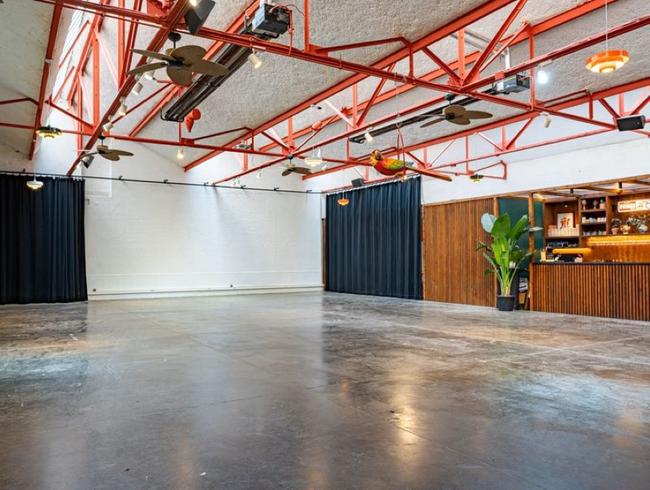 Lieu Industriel Moderne pour Événements d'Entreprise à Lyon