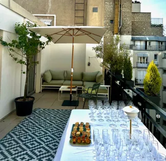 Duplex Parisien avec Terrasses pour Événements à Paris