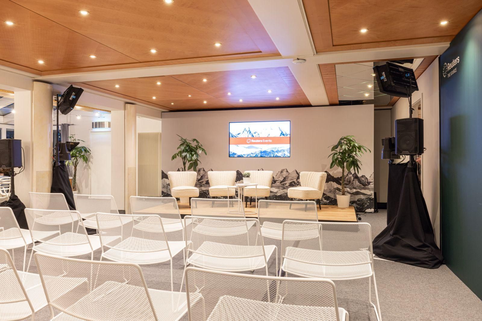 The Grand Space: A Versatile Venue for Events in Davos Platz