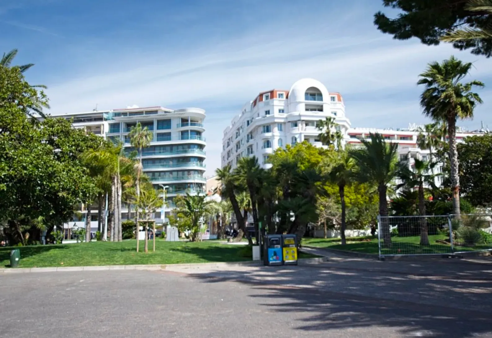 Appartement de Luxe avec Vue Panoramique sur la Mer à Cannes