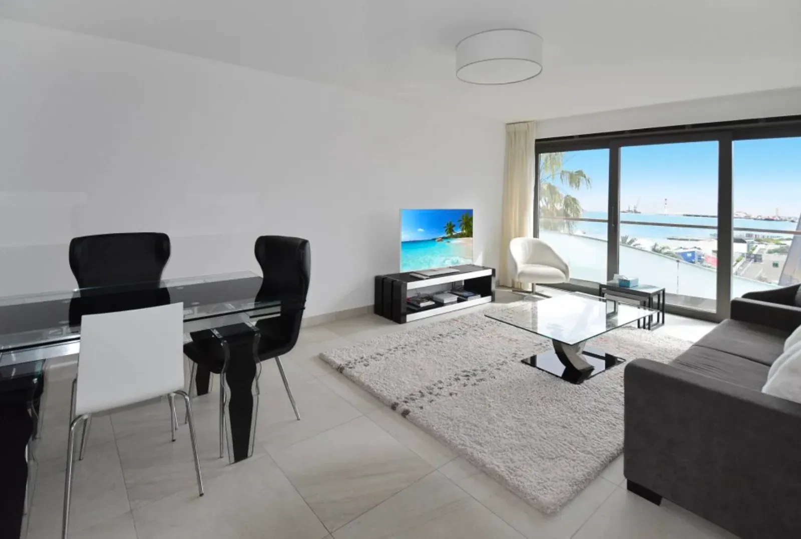 Appartement de Luxe avec Vue Panoramique sur la Mer à Cannes