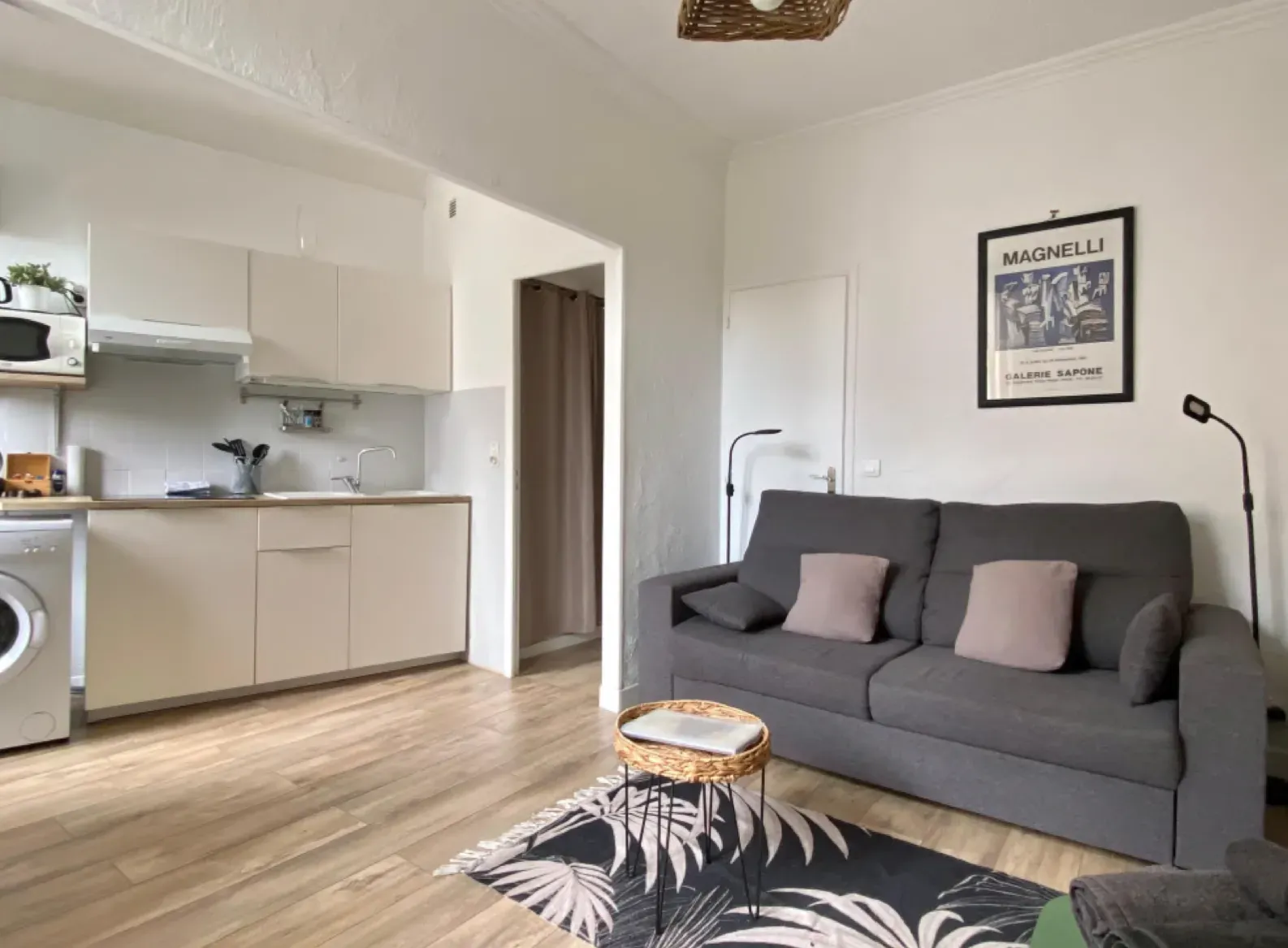 Beautiful Studio Apartment Near Cannes Palais des Festivals