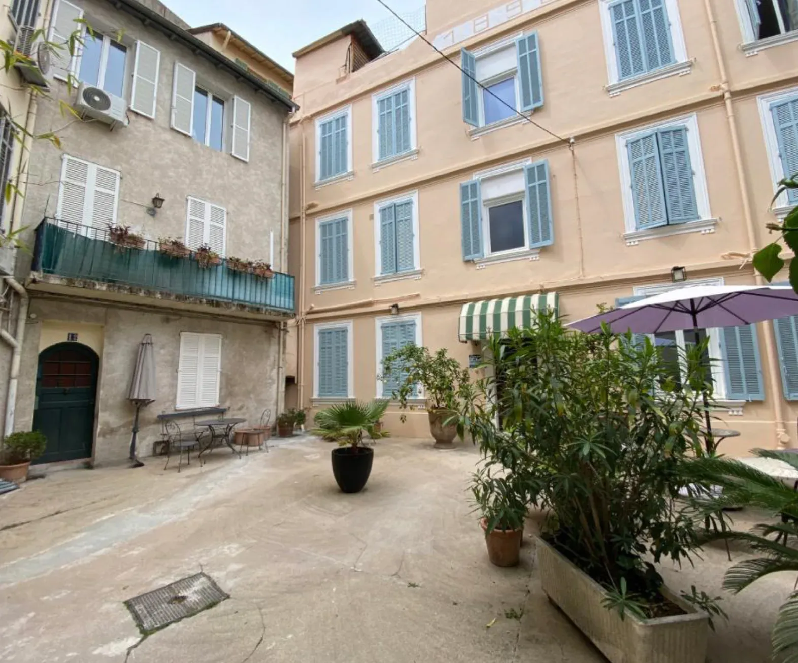 Beautiful Studio Apartment Near Cannes Palais des Festivals
