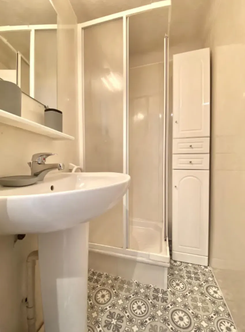 Beautiful Studio Apartment Near Cannes Palais des Festivals