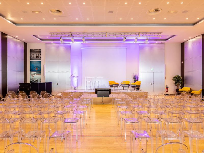 Manoir Historique de l'Aviation pour Événements à Paris