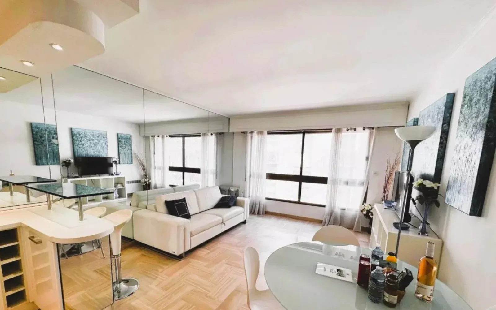Appartement Moderne 1 Chambre à Cannes | 41 m² avec Vue sur la Ville