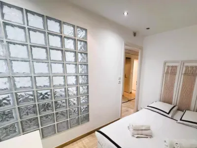 Modern 1-Bedroom Apartment in Cannes | 41 sqm with City Views