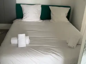 1-Bedroom Sea View Apartment on La Croisette | Cannes Congress Accommodation