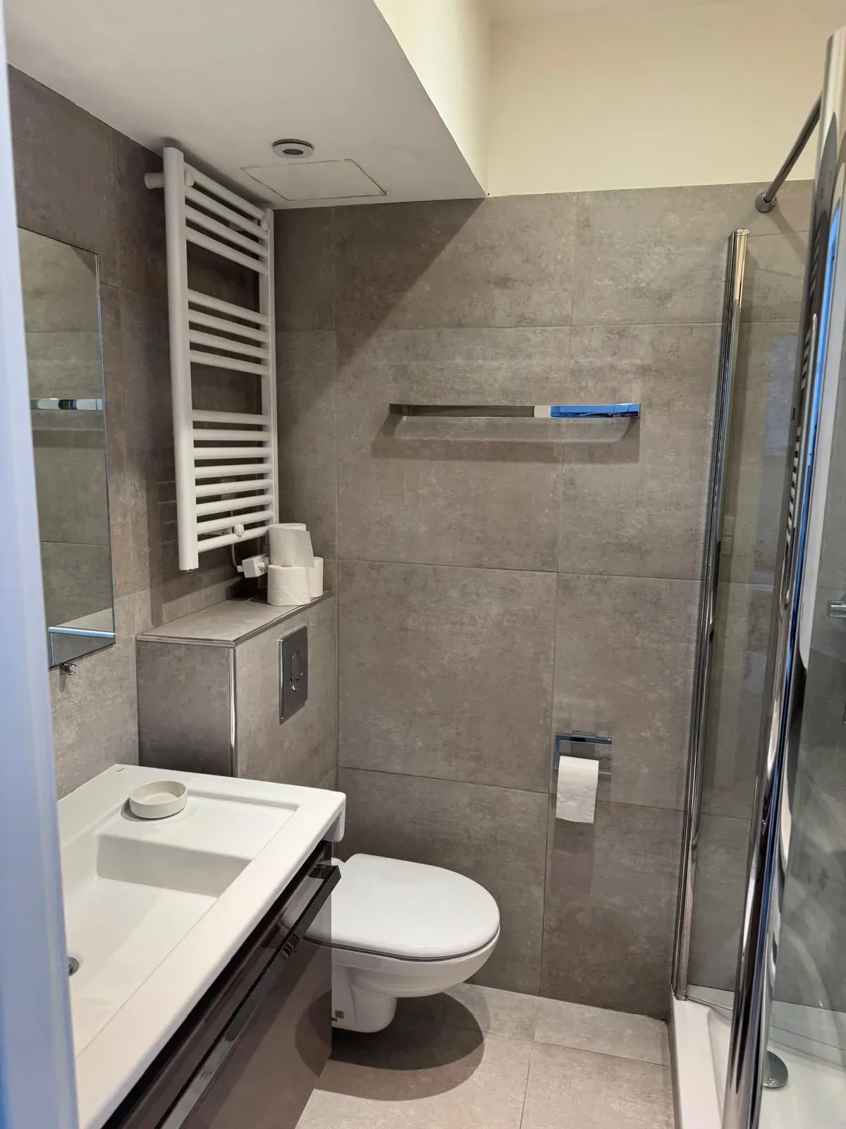 1-Bedroom Sea View Apartment on La Croisette | Cannes Congress Accommodation