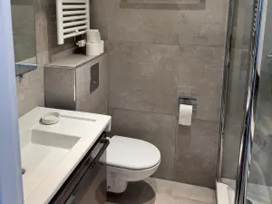 1-Bedroom Sea View Apartment on La Croisette | Cannes Congress Accommodation