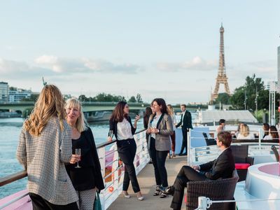 Plus Grand Bateau Événementiel sur la Seine | Lieu Unique Paris