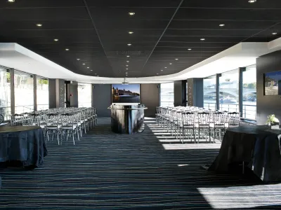 Elegant Futuristic Yacht in Paris with Panoramic City Views