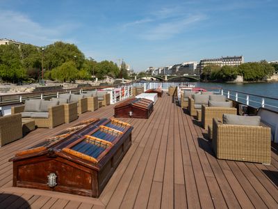 Majestic Seine River Boat for Events in Paris