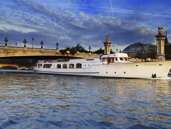 Majestic Seine River Boat for Events in Paris
