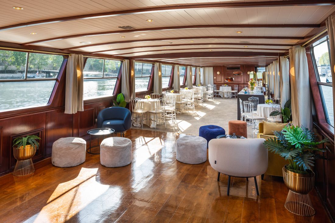 Elegant Private Boat Venue for Events in Paris
