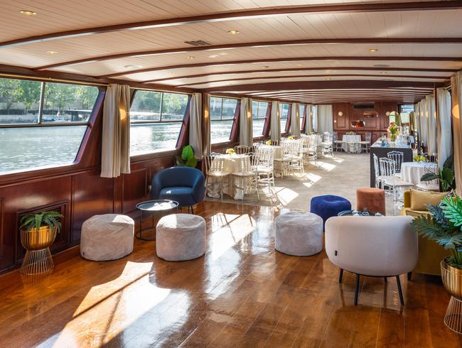 Elegant Private Boat Venue for Events in Paris
