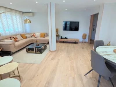 Appartement Moderne 2 Chambres avec Terrasse à Cannes