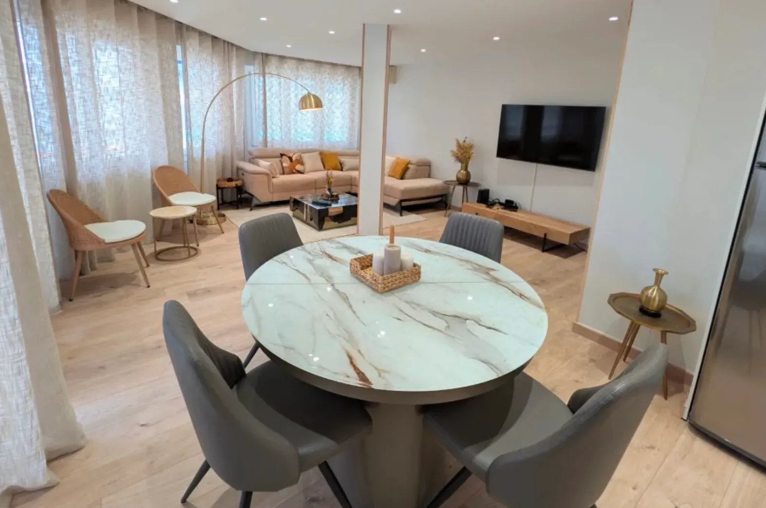 Modern 2-Bedroom Apartment with Terrace in Cannes
