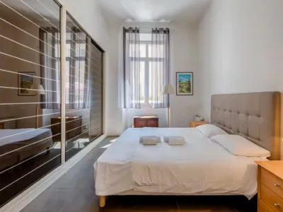 2-Bedroom Apartment with Terrace Near La Croisette, Cannes