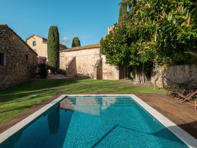 15th-Century Country House for Events: Historic Elegance Near the Beach