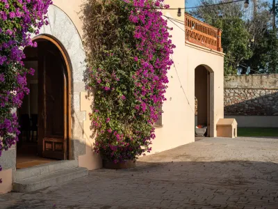 15th-Century Country House for Events: Historic Elegance Near the Beach