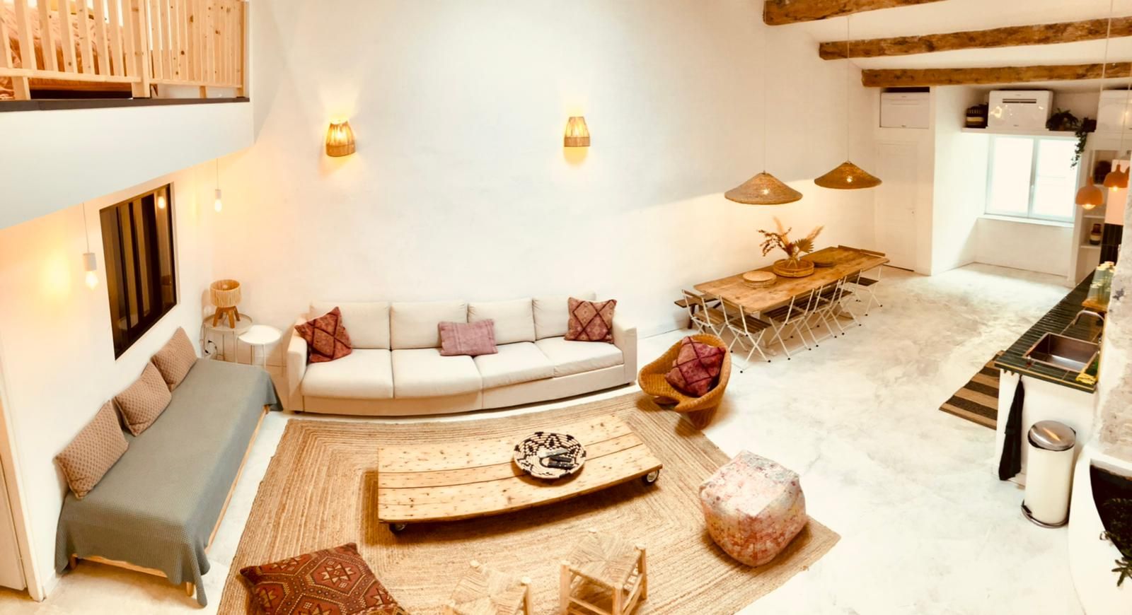 Loft Moderne de 140 m² pour Tournages & Séances Photo à Marseille