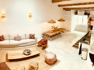 Loft Moderne de 140 m² pour Tournages & Séances Photo à Marseille