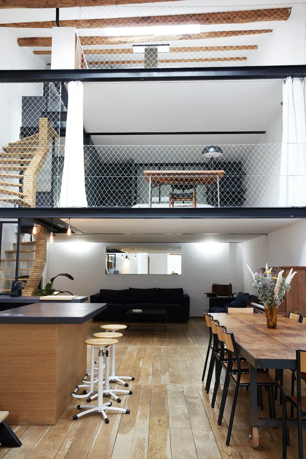 Loft Moderne pour Tournages et Séances Photo à Marseille