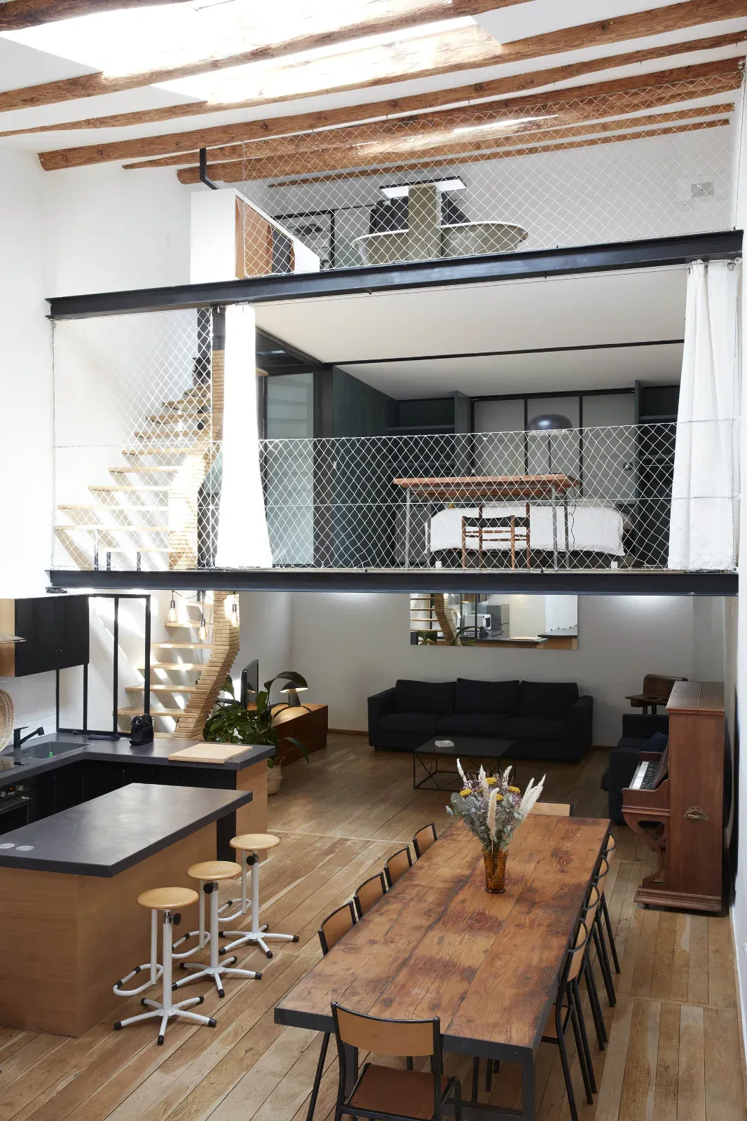 Loft Moderne pour Tournages et Séances Photo à Marseille