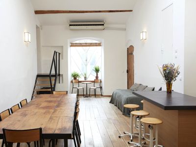 Loft Moderne pour Tournages et Séances Photo à Marseille