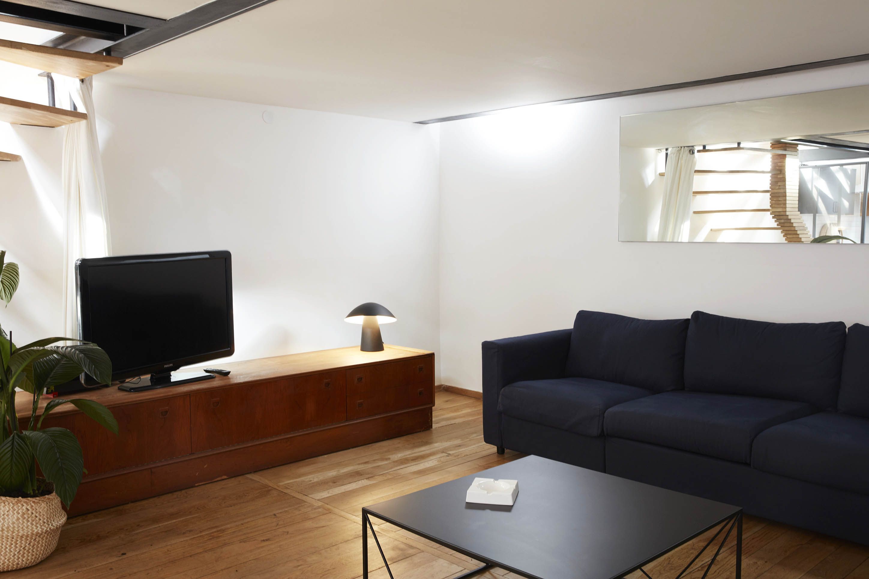 Loft Moderne pour Tournages et Séances Photo à Marseille
