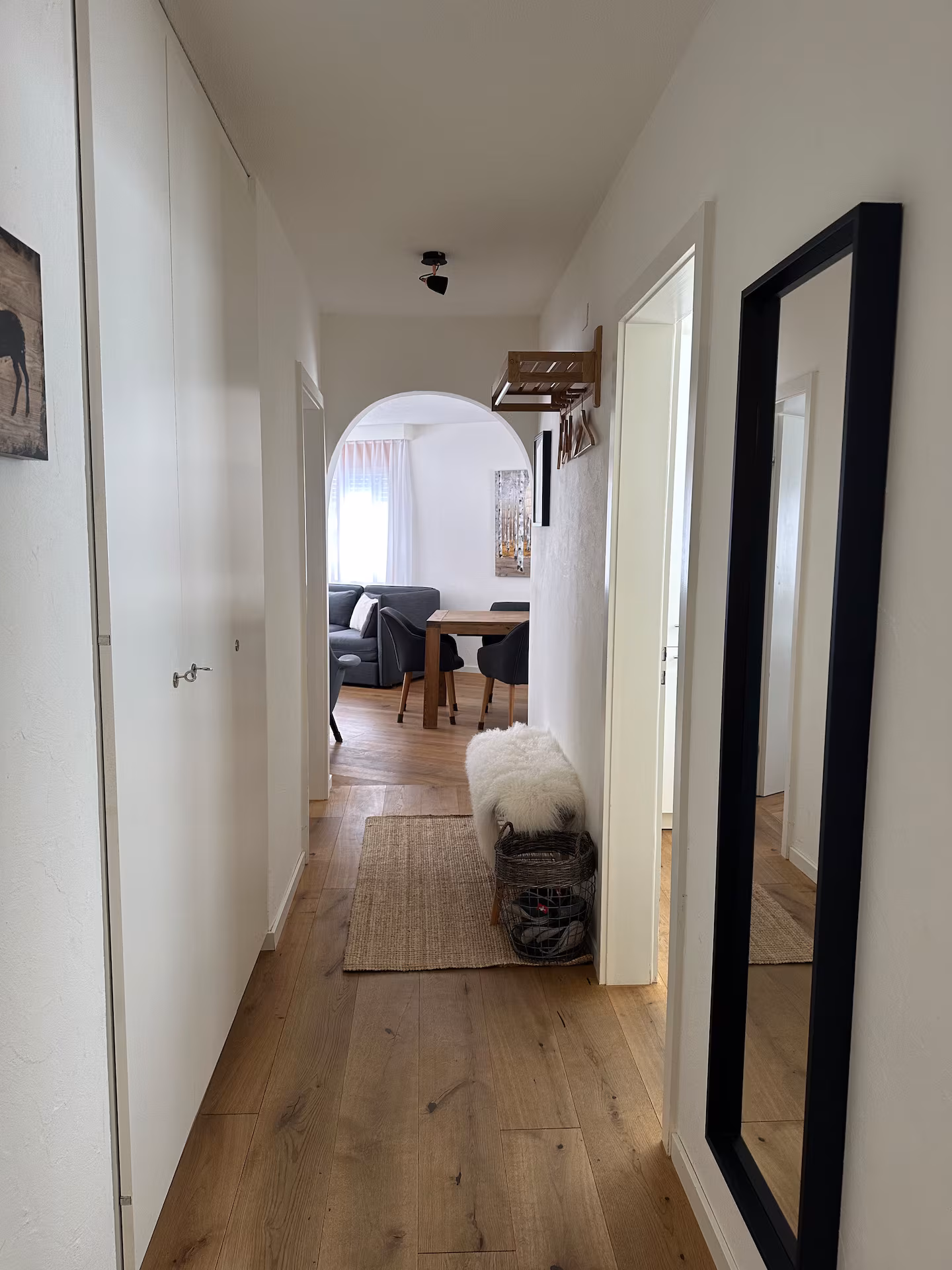 Modern Alpine Apartment with Mountain Views in Davos Platz