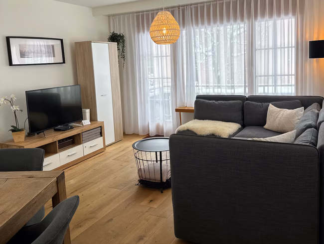 Modern Alpine Apartment with Mountain Views in Davos Platz