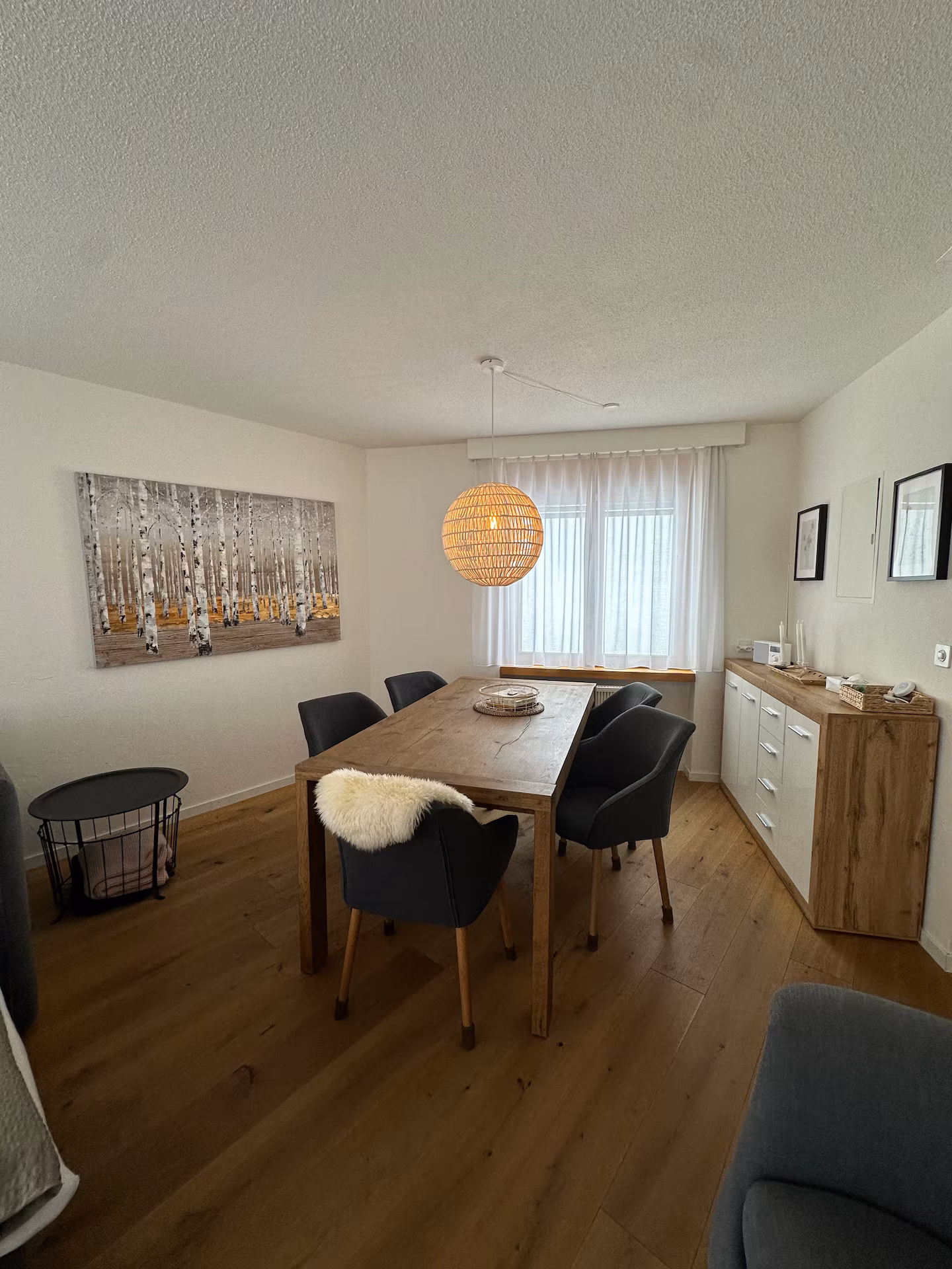 Modern Alpine Apartment with Mountain Views in Davos Platz