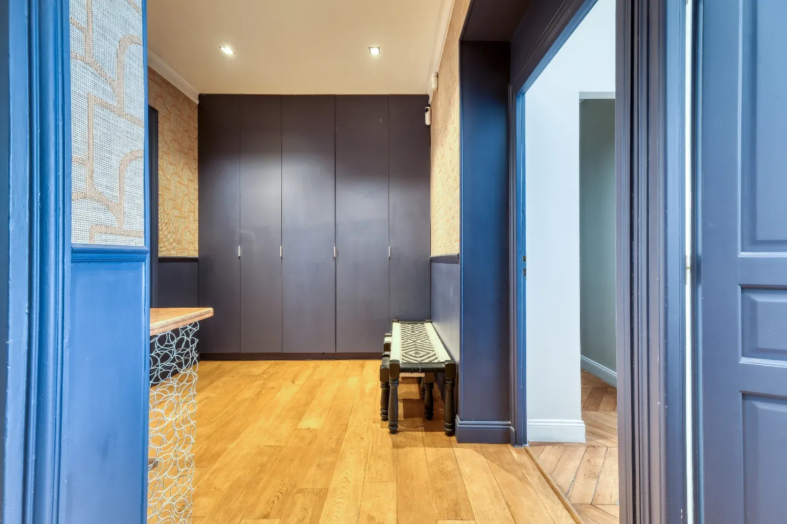 Loft Élégant de 270m² avec Verrière dans le 8ème à Paris
