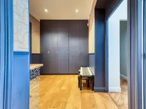Loft Élégant de 270m² avec Verrière dans le 8ème à Paris