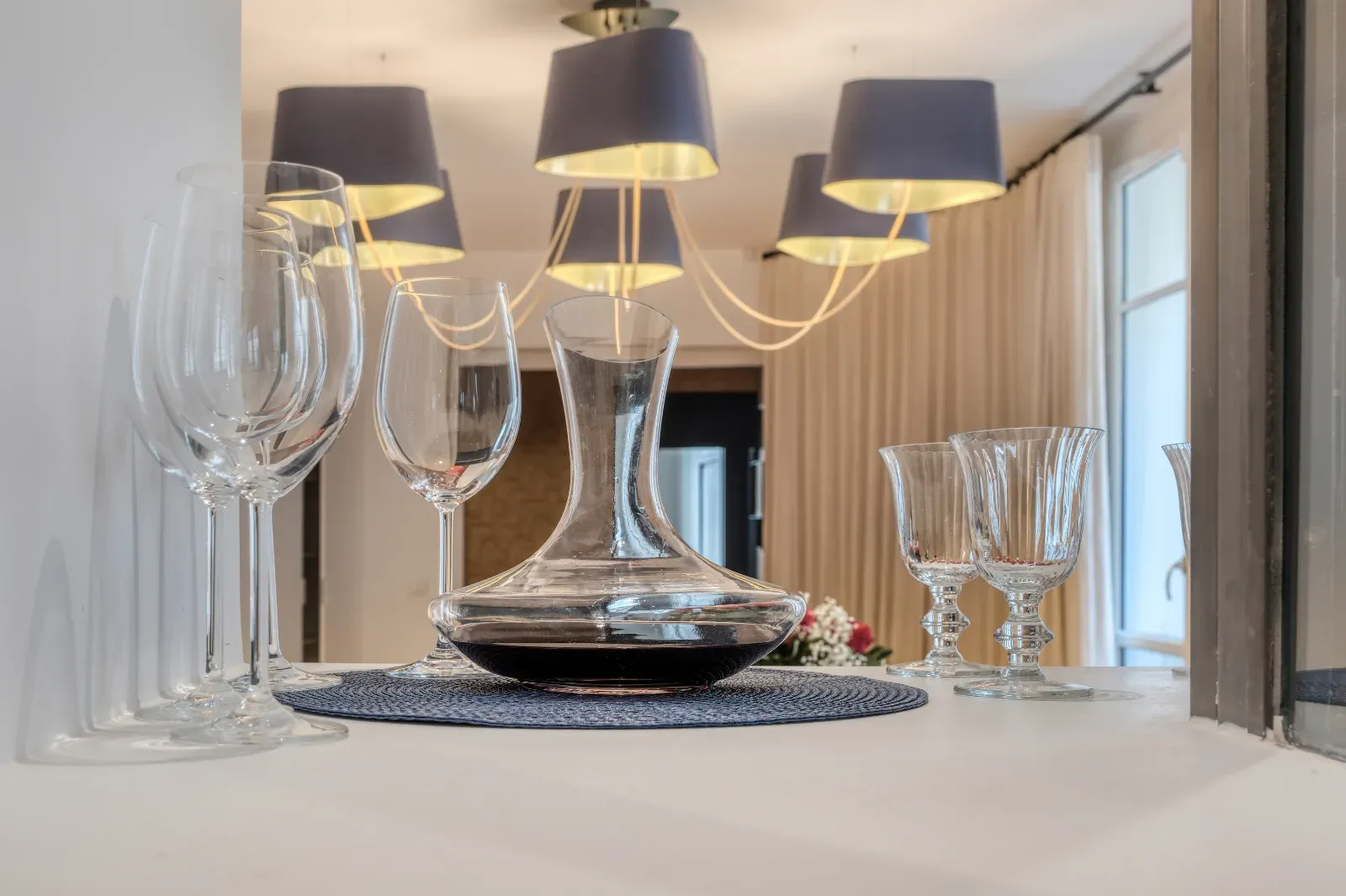 Loft Élégant de 270m² avec Verrière dans le 8ème à Paris