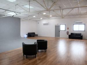 Industrial Studio with Cyclorama in Gràcia, Barcelona