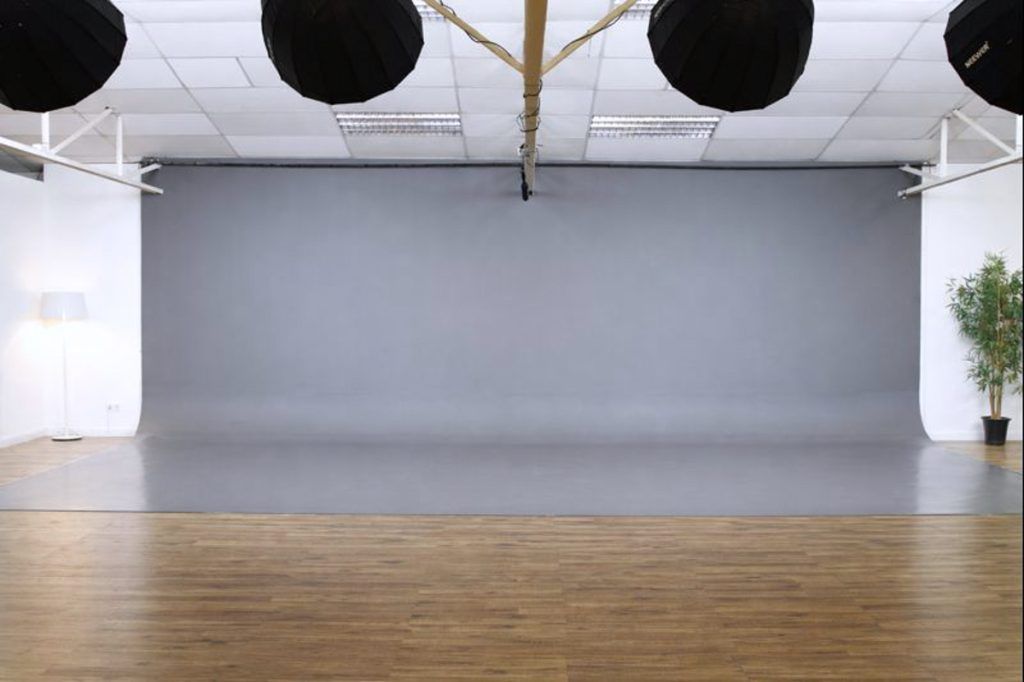 Industrial Studio with Cyclorama in Gràcia, Barcelona