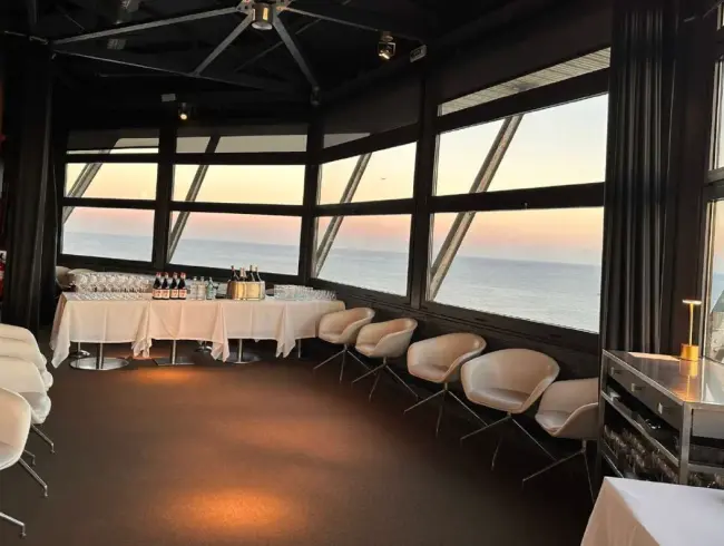 Dîner Semi-Privé & Événements avec Vue sur la Mer à Barcelone