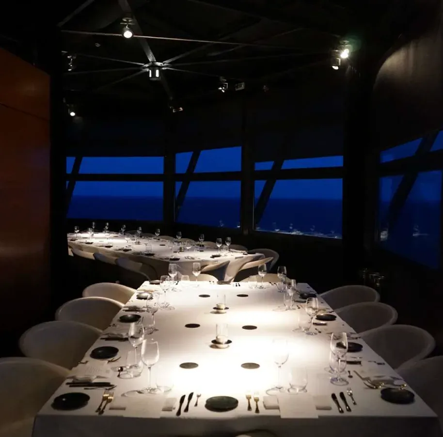 Dîner Semi-Privé & Événements avec Vue sur la Mer à Barcelone