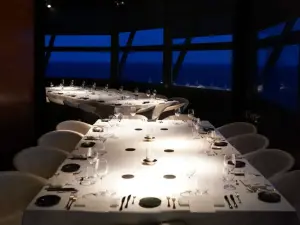 Dîner Semi-Privé & Événements avec Vue sur la Mer à Barcelone
