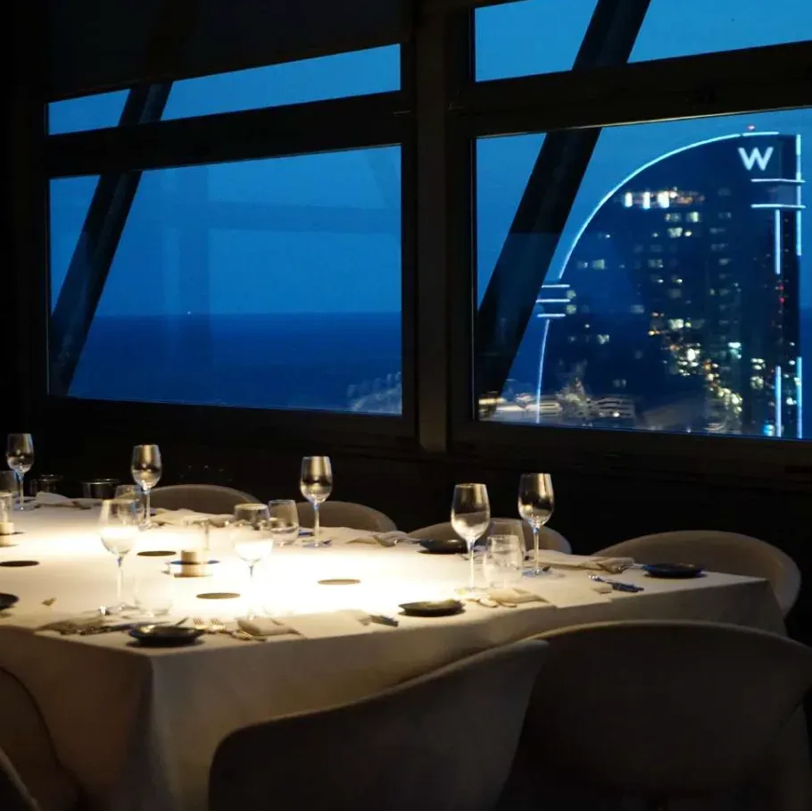 Dîner Semi-Privé & Événements avec Vue sur la Mer à Barcelone