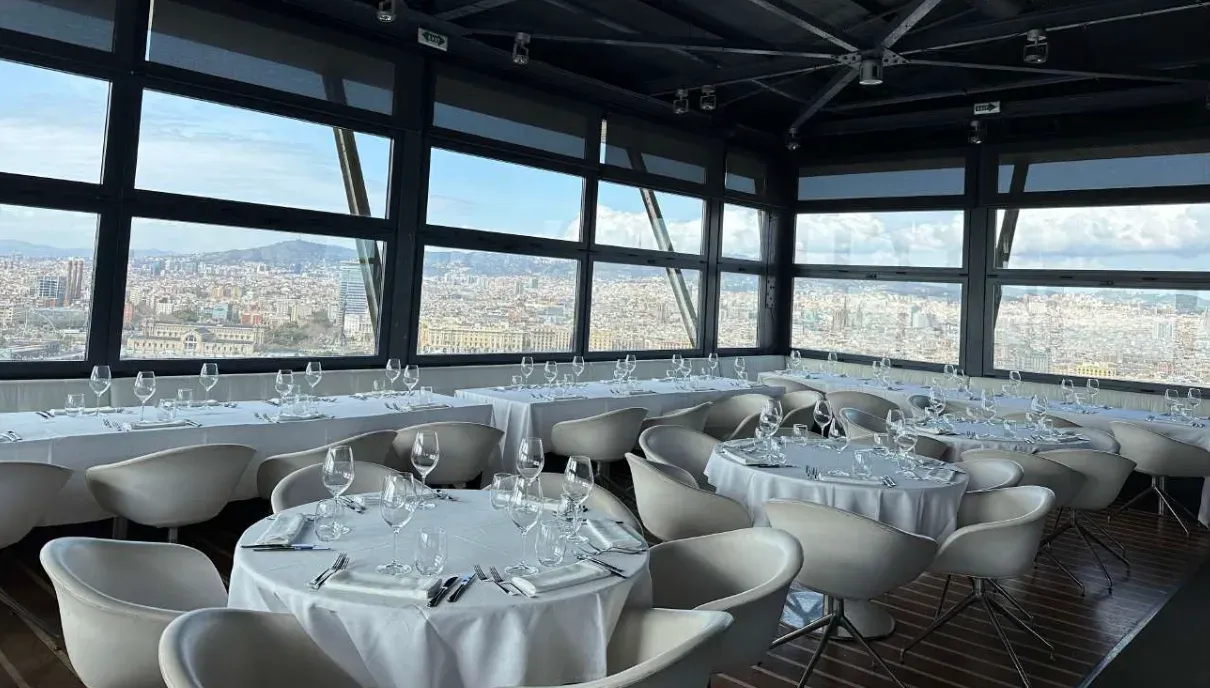 Espace Événementiel Polyvalent à Barcelone avec Vue sur la Mer